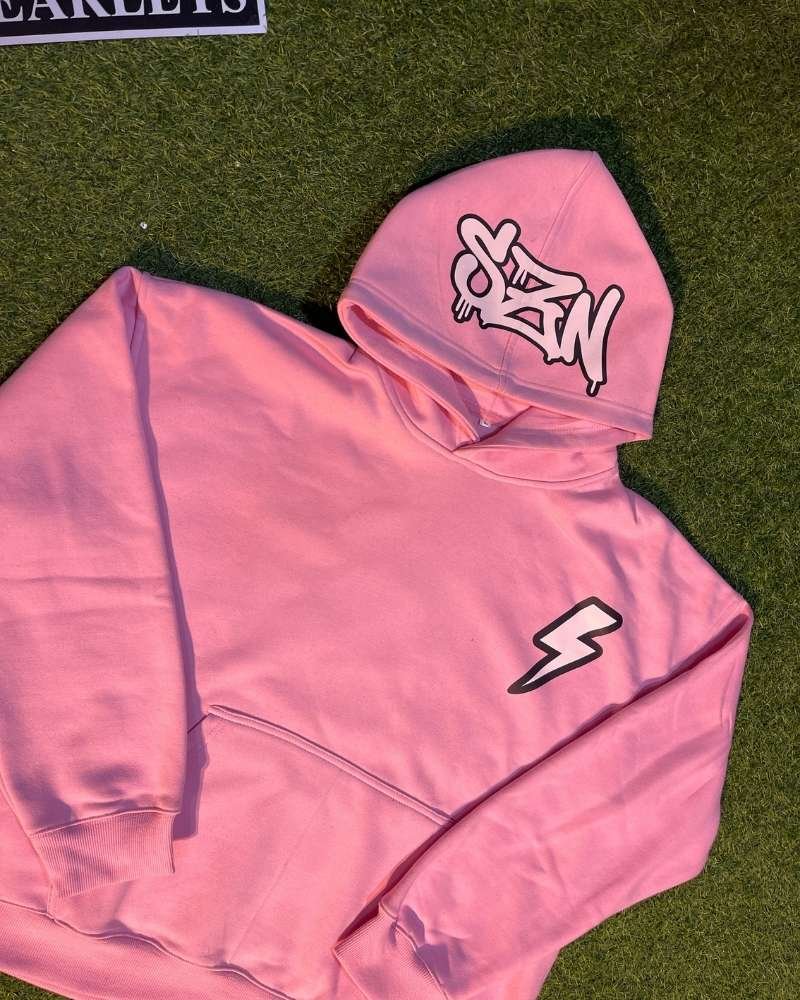 Private label hoodies with custom woven neck labels — Wearlets manufacturing