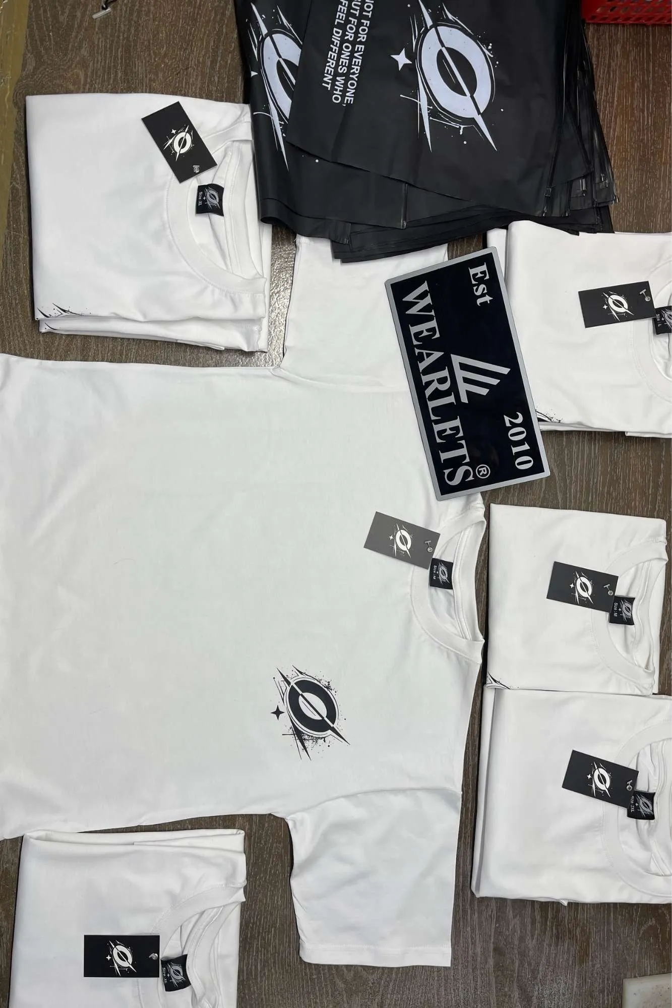 Private label t-shirts with custom woven neck labels