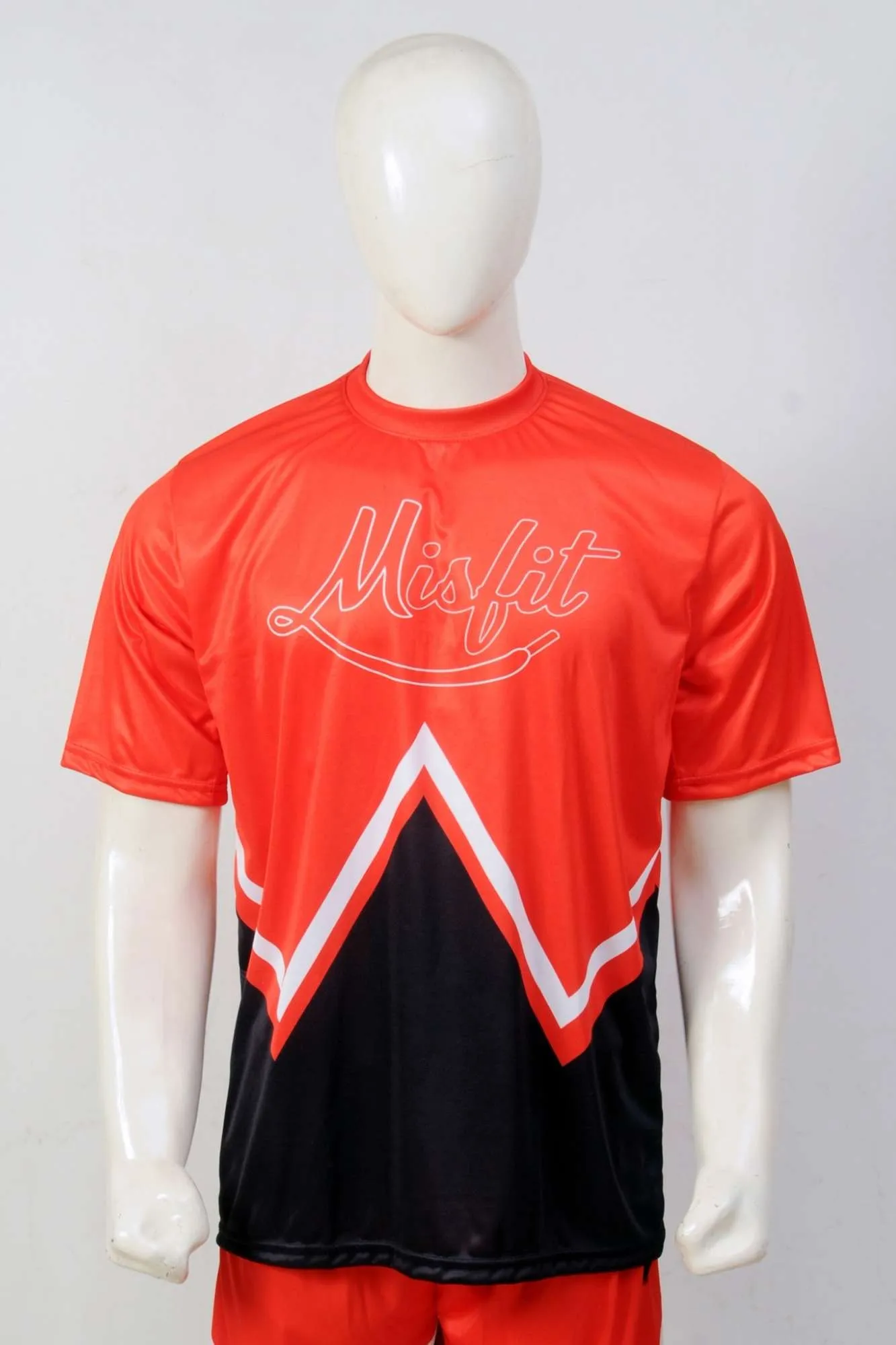 Custom crew neck t-shirt order for a USA streetwear brand